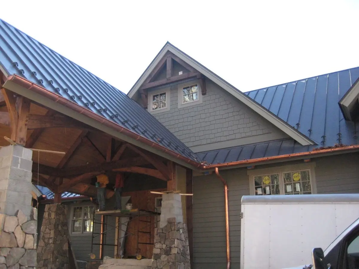 Craftsman Roofing team delivering quality roofing work in Centerton